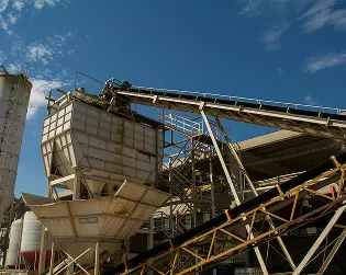 
mining-engineering-supplies-315x251